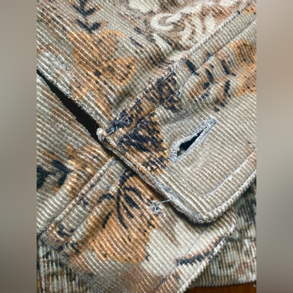 Jacket - Picture 6 of 6